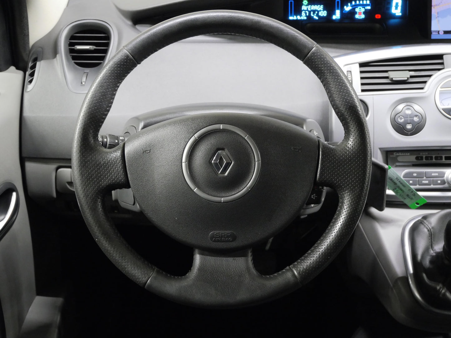 Renault Grand Scénic 1.9 DCi 96 kW 7míst