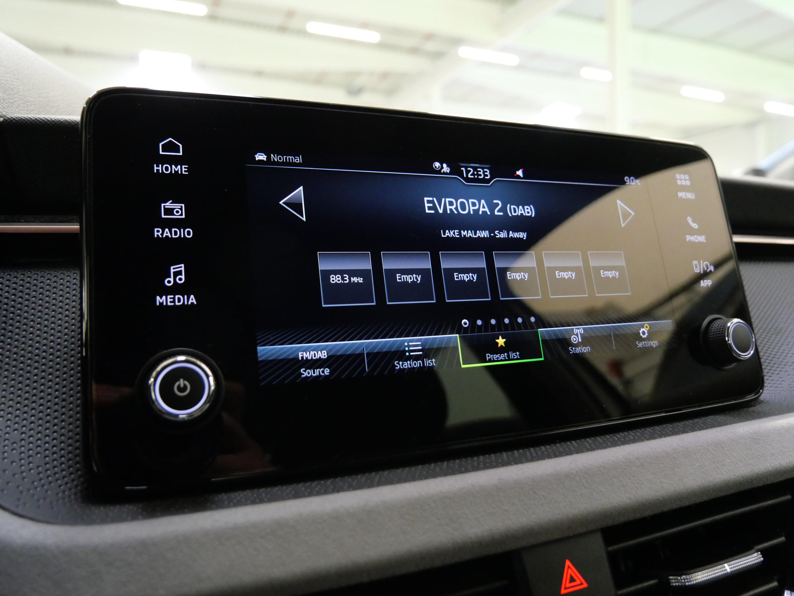 Škoda Scala 1.0 TSI 85kW DSG Top Selection – foto 13