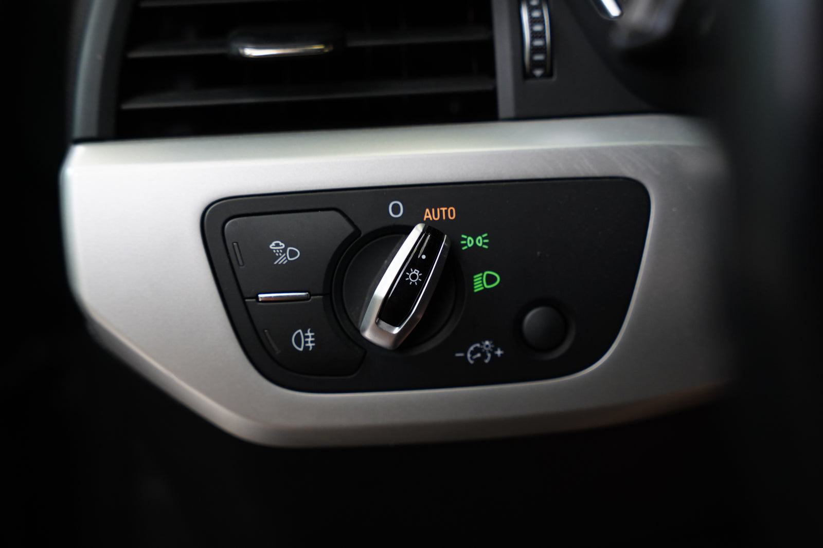 Audi A4 2.0 TDI 140 kW Quattro – foto 13