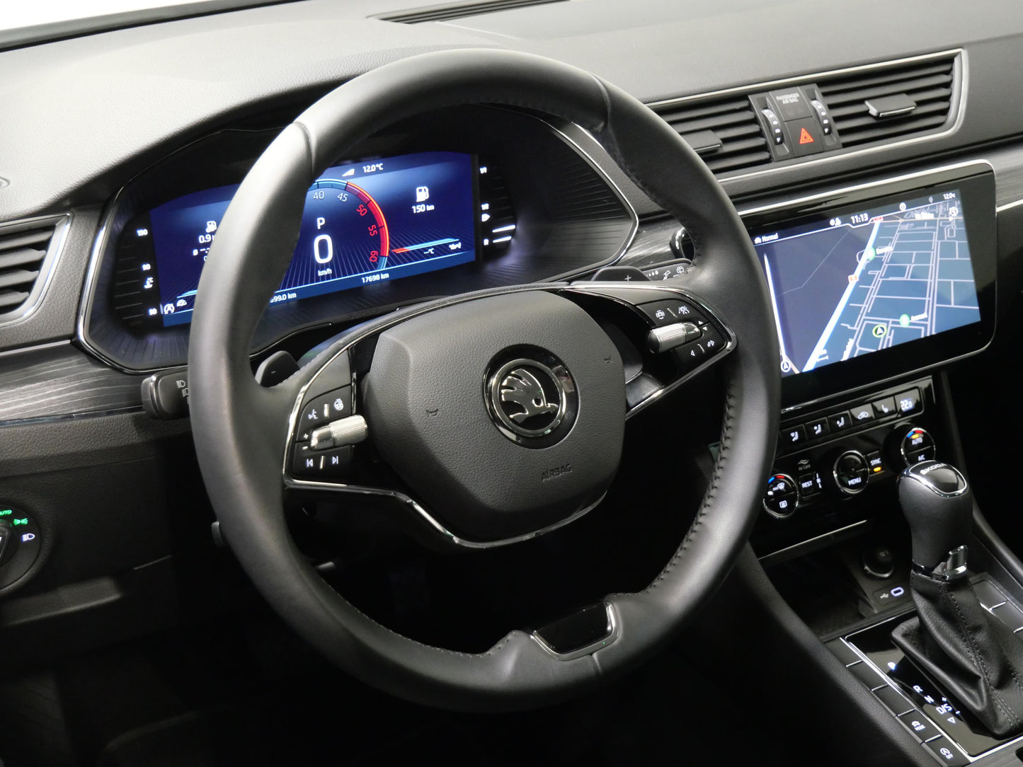 Škoda Superb 2.0 TDI 110 kW Style TOP