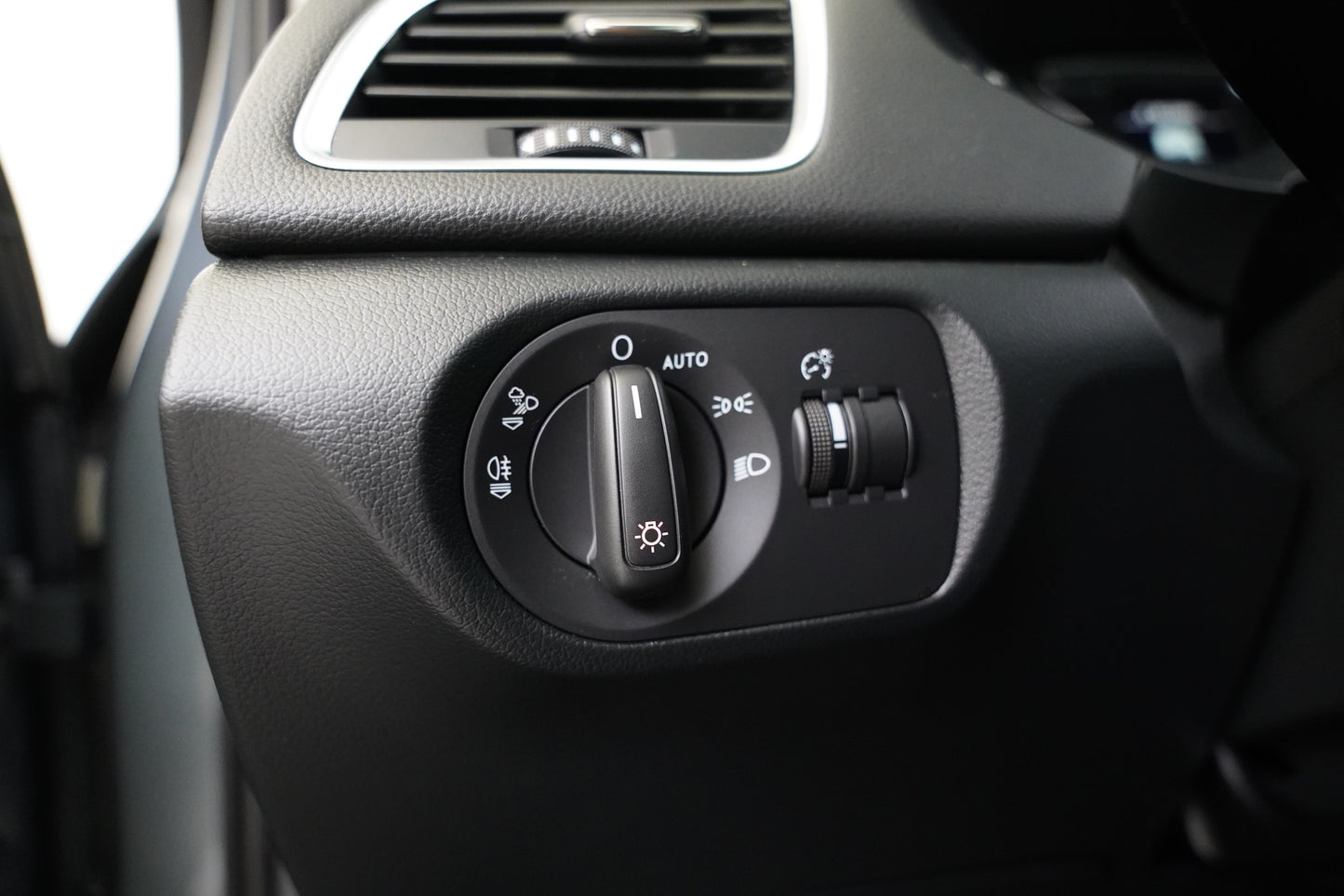 Audi Q3 2.0TDI 110 kW quattro Standard