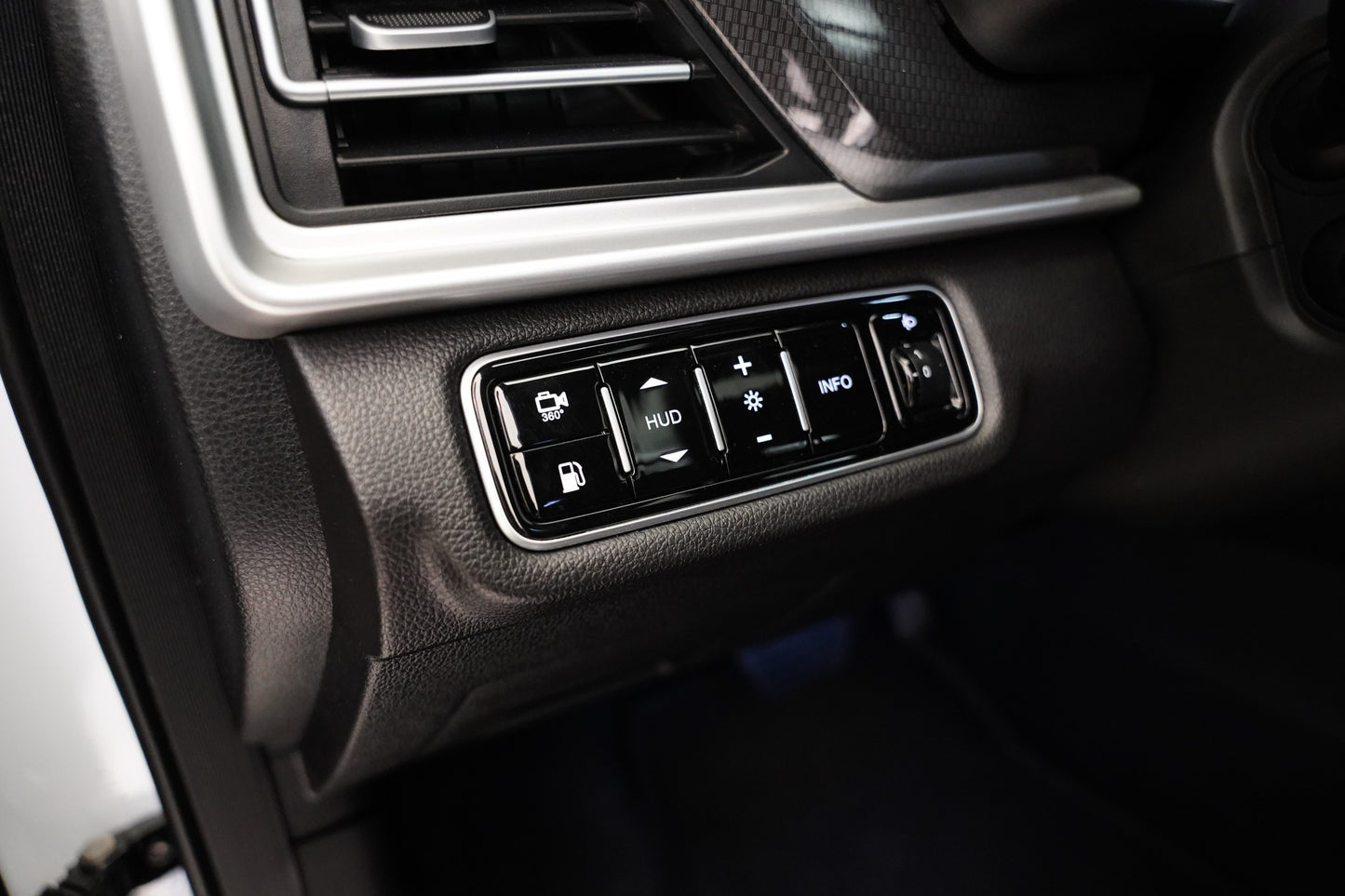 Dongfeng Fengon 2.0 T-GDI 162 kW AWD