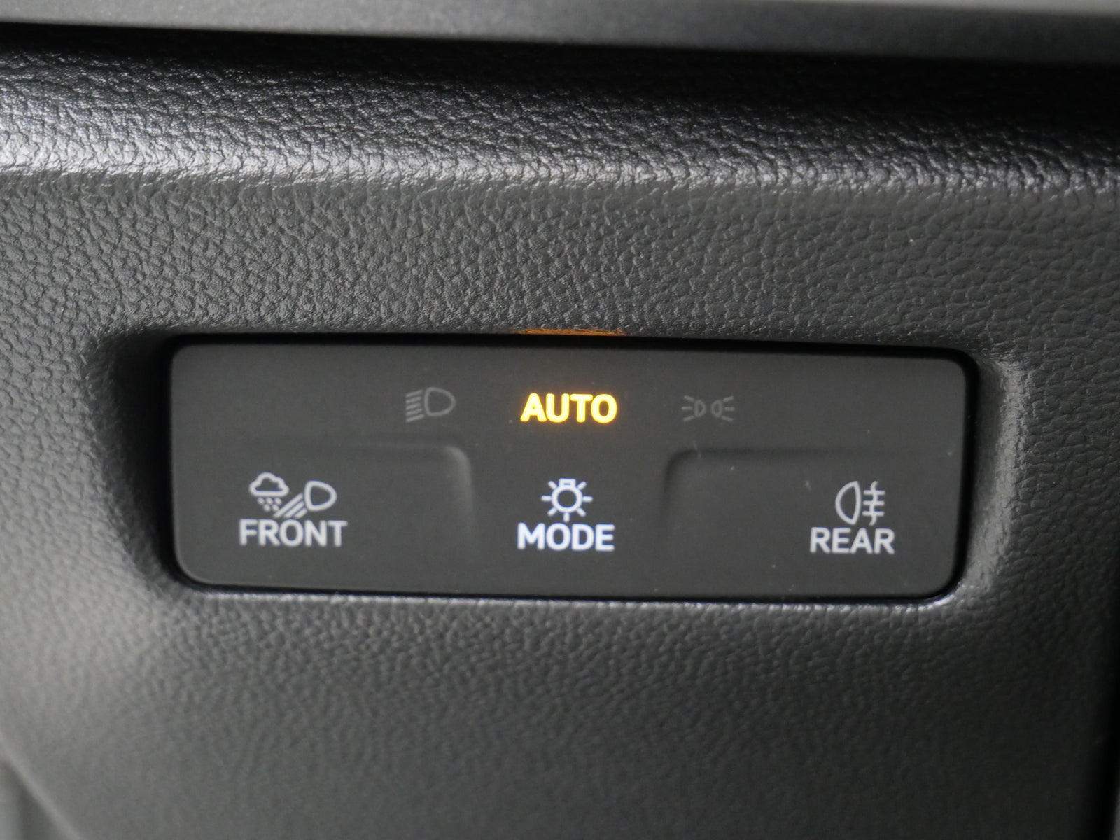 Škoda Superb 2.0 TDI 142 kW 4x4 SportLine – foto 13