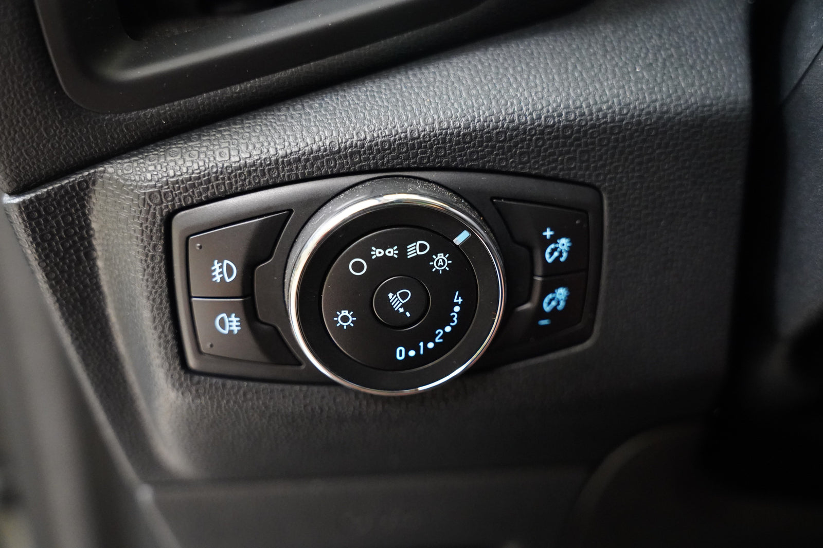 Ford Ecosport 1.0 EcoBoost 92 kW Titanium – foto 13