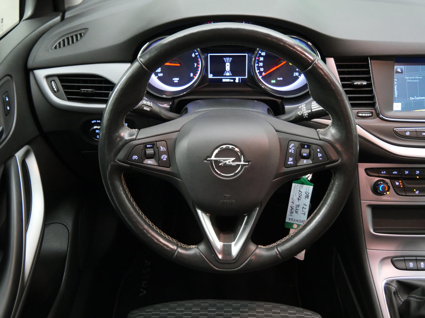 Opel Astra 1.2 i Turbo 96 kW Business