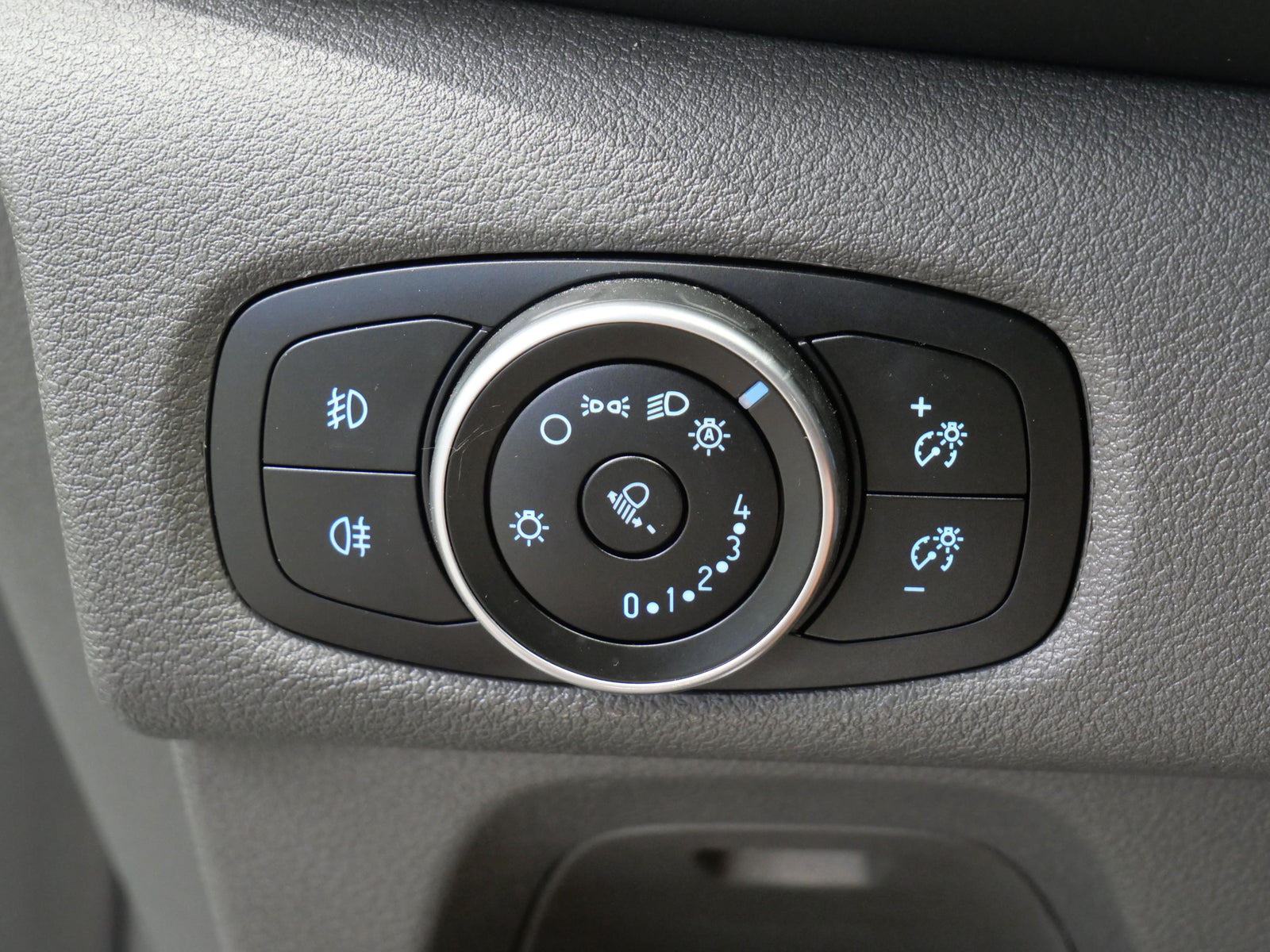 Ford Tourneo Custom 2.0 TDCI 136 kW Titanium X – foto 13