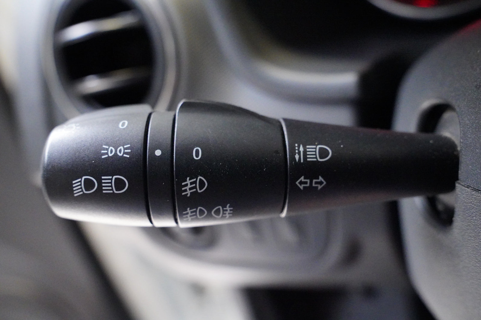 Dacia Logan 1.0 SCe 54 kW – foto 13