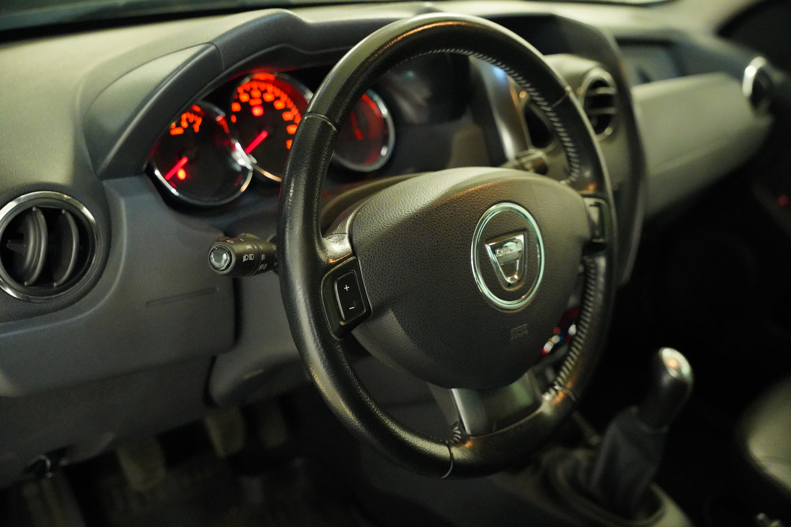 Dacia Duster 1.6 SCe 84 kW Prestige 4x2 – foto 13