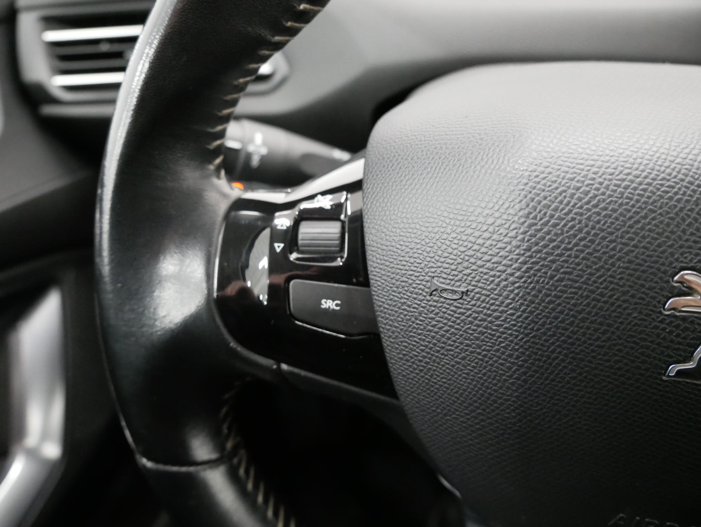 Peugeot 308 1.6Blue-HDi 88kW Business-Line
