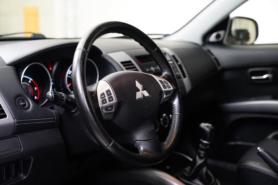 Mitsubishi Outlander 2.2 DI-D 130kW – foto 13