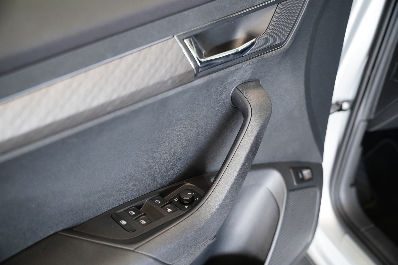 Škoda Karoq 1.5 TSI 110 kW Top Selection – foto 13