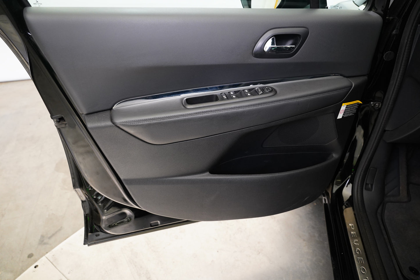 Peugeot 5008 1.6 i 88 kW Active