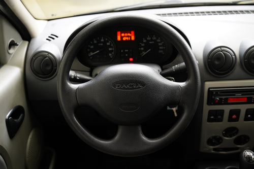 Dacia Logan 1.6 MPI 64 kW – foto 13