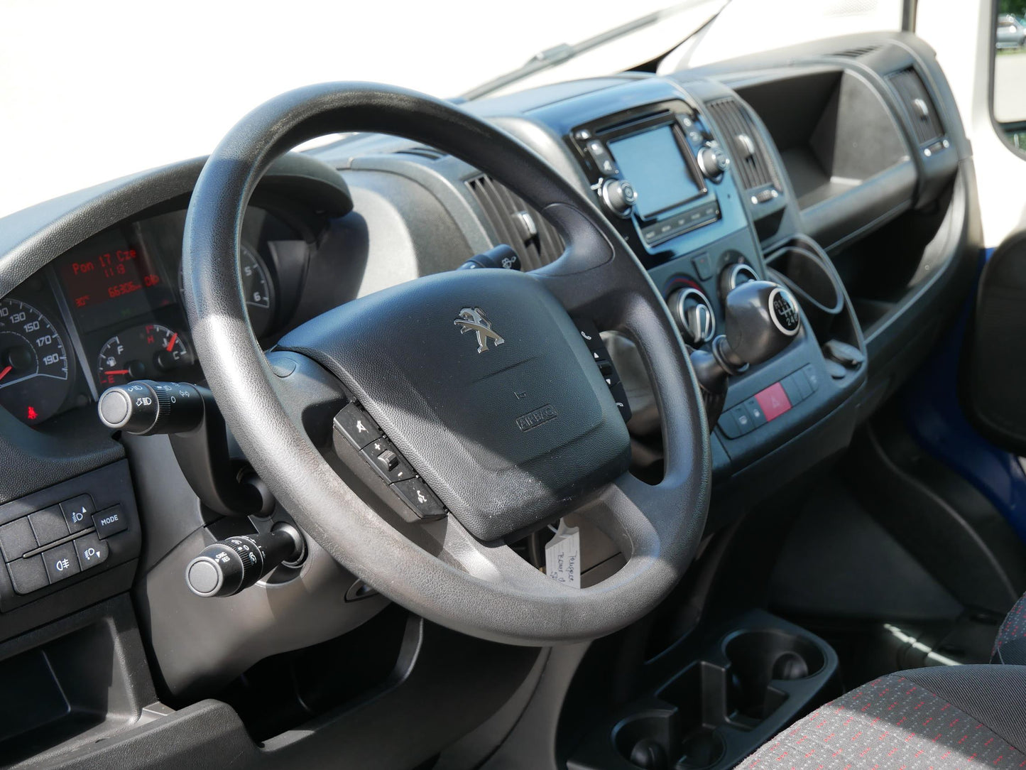 Peugeot Boxer 2.0 HDI 120 kW L2H2
