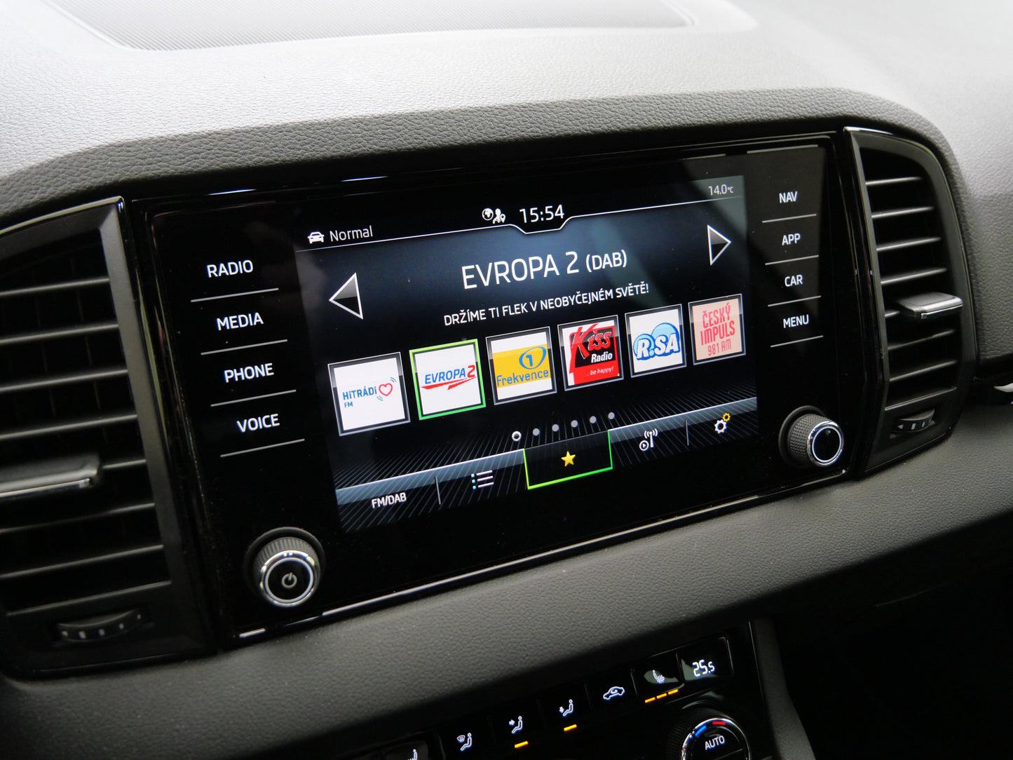 ŠKODA Karoq 1.5 TSI 110 kW DSG Sportline