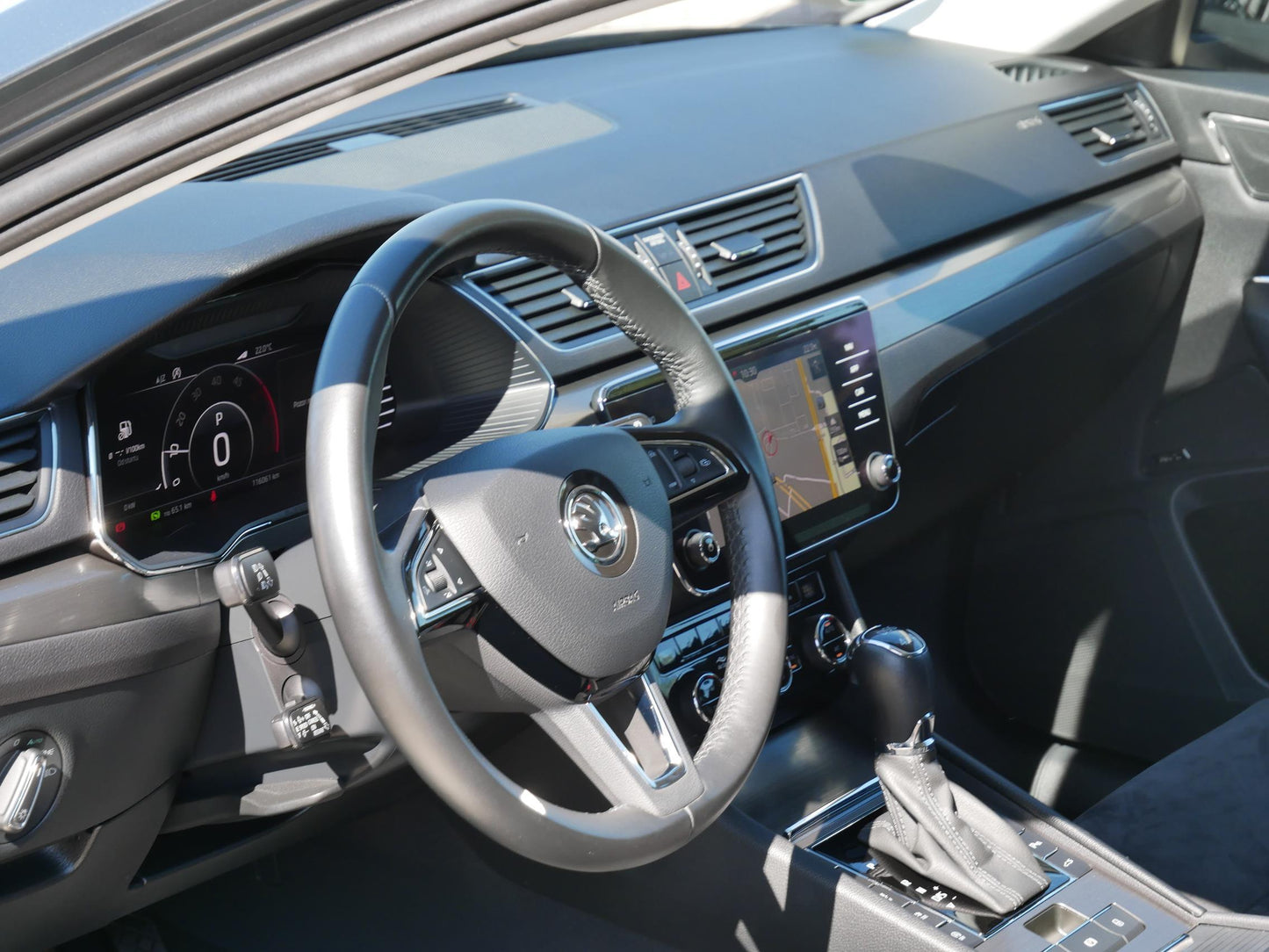 Škoda Superb 2.0 TDI 140 kW Style Business+