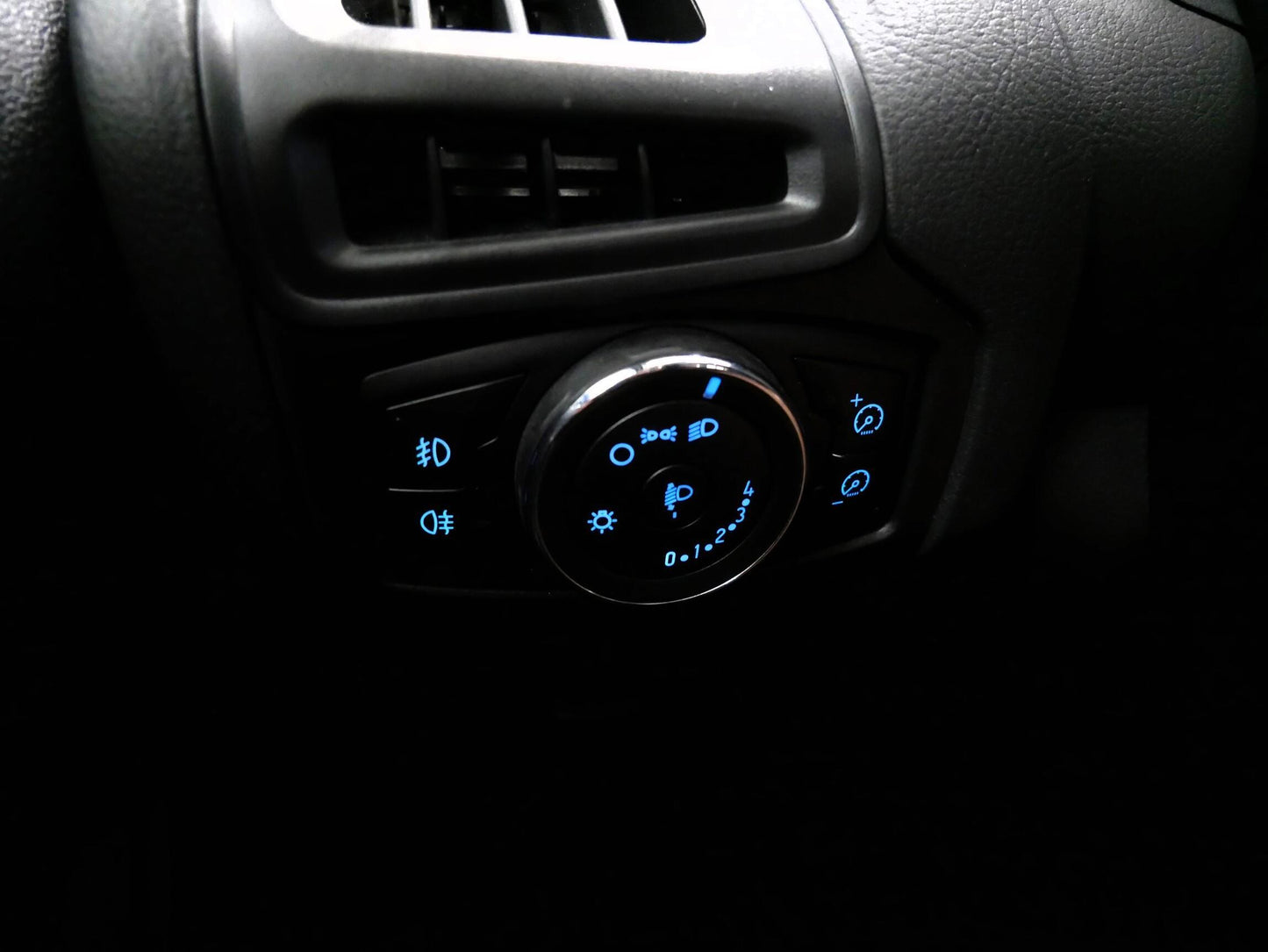 Ford Focus 1.6 Ti-VCT Trend