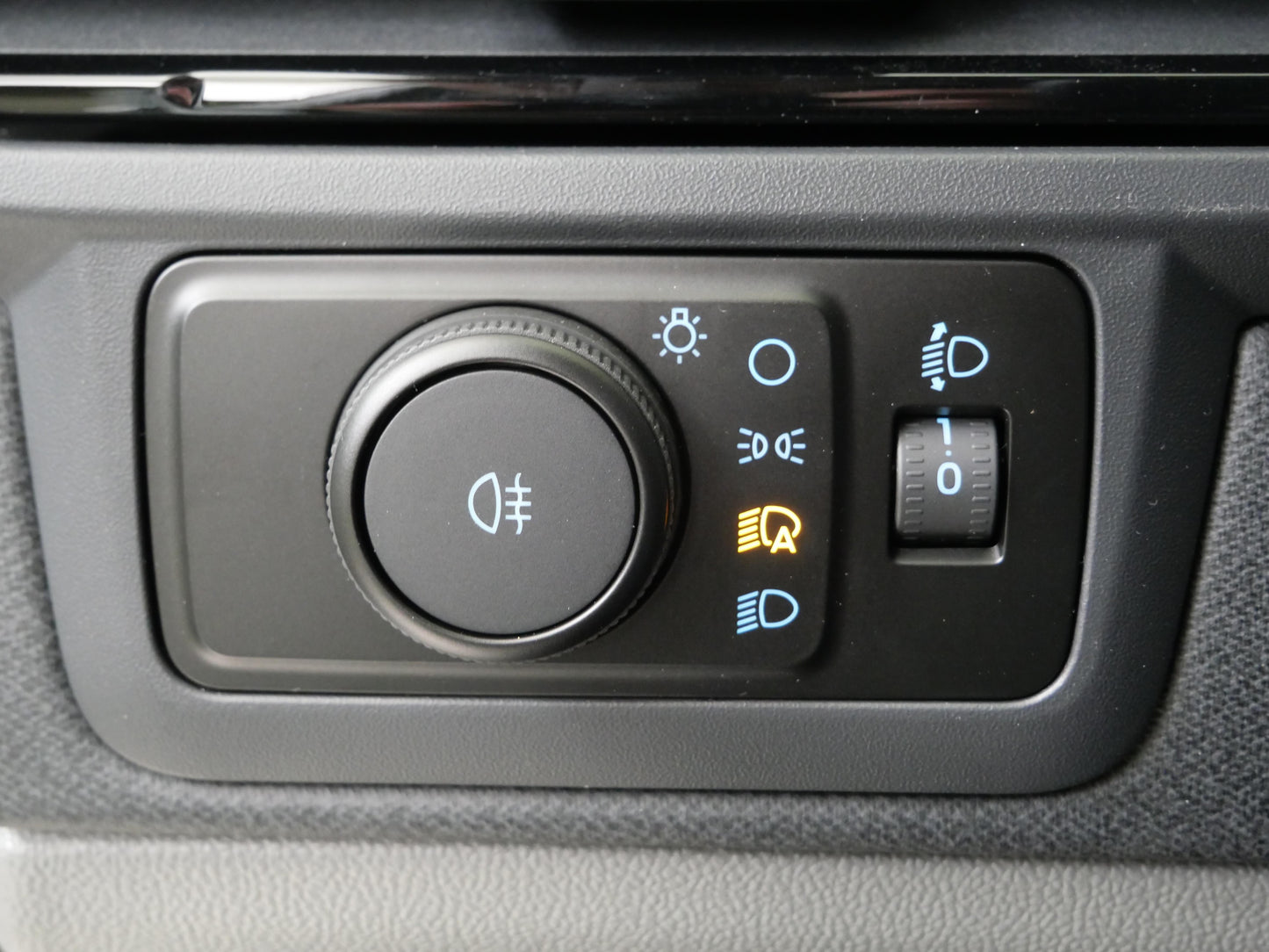 Ford Tourneo Custom 2.0 EcoBlue 125 kW Sport L2