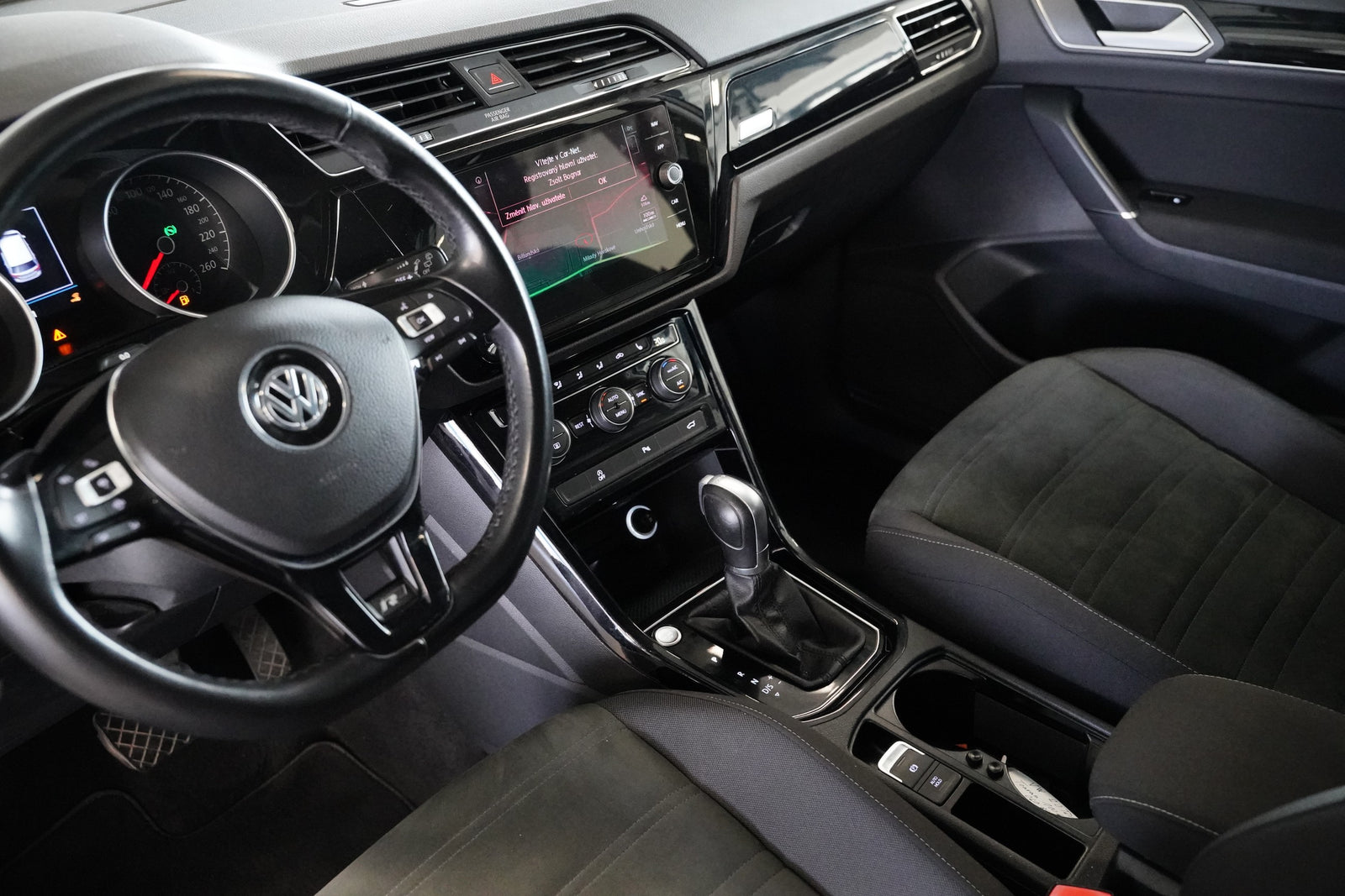 Volkswagen Touran 2.0 TDI 110 kW Highline – foto 13