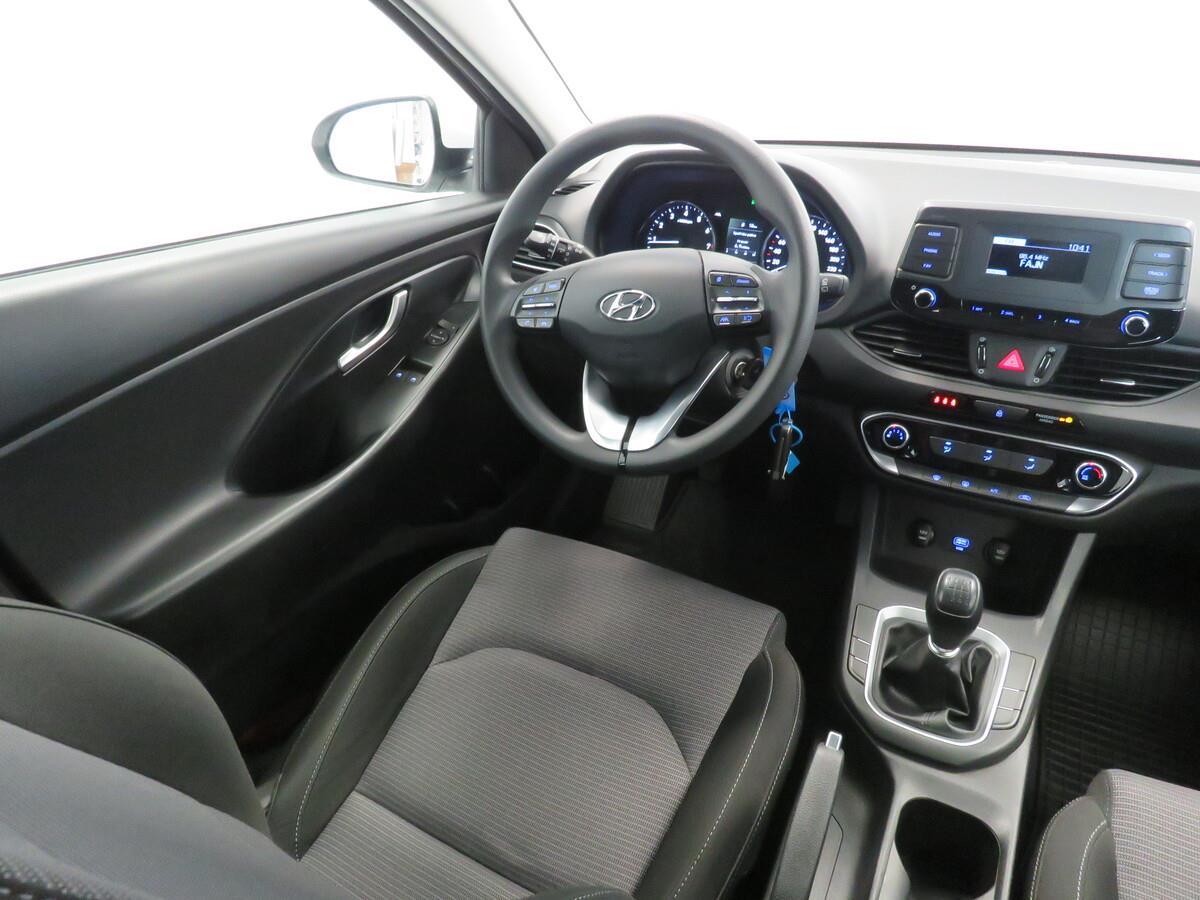 Hyundai i30 1.5 CVVT 81 kW Start Plus