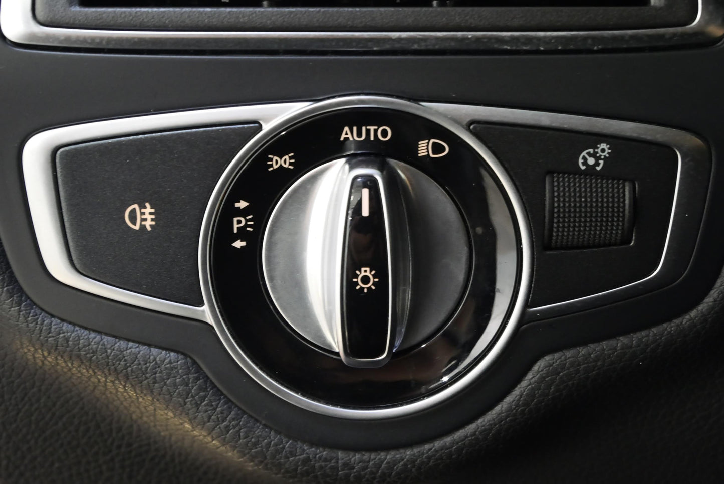 Mercedes-Benz Třídy C 220 d 125 kW Avantgarde