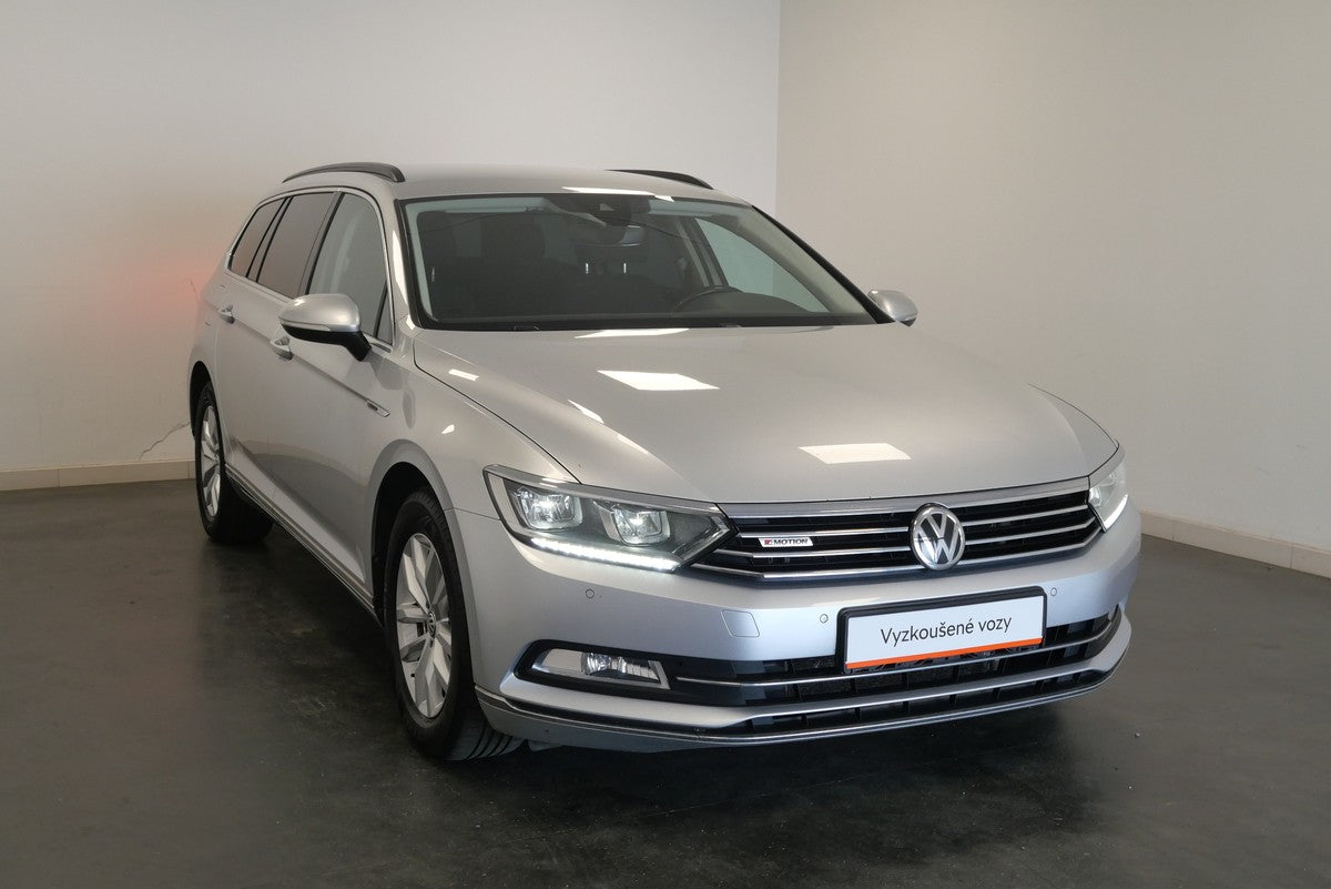 Volkswagen Passat 2.0 TDI 140 kW DSG 4x4 Comfort