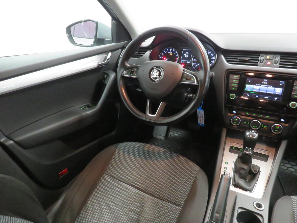 Škoda Octavia 1.6 TDI 77 kW DSG Ambition