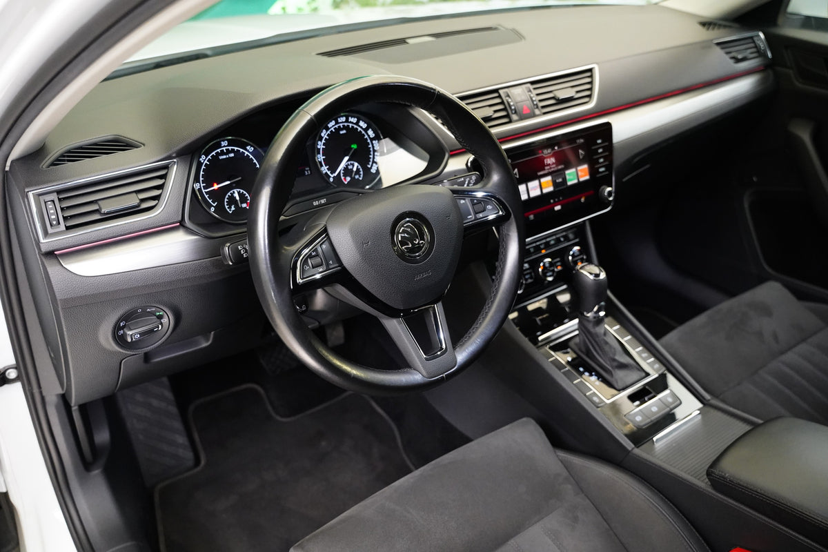 Škoda Superb 2.0 TDI 110 kW Style – foto 13
