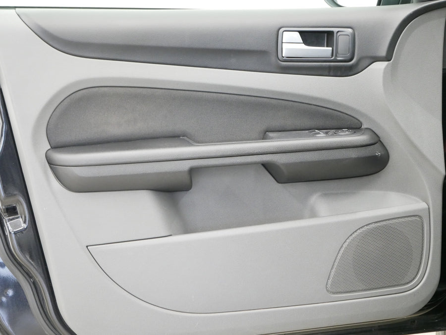 Ford Focus 1.6 16V 74kW – foto 13