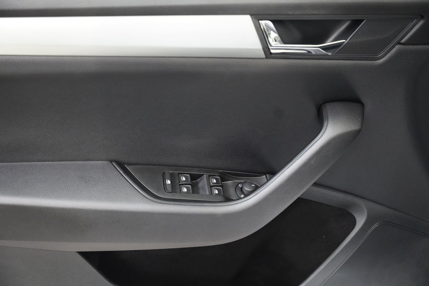 Škoda Superb 2.0 TDI 110 kW DSG Ambition
