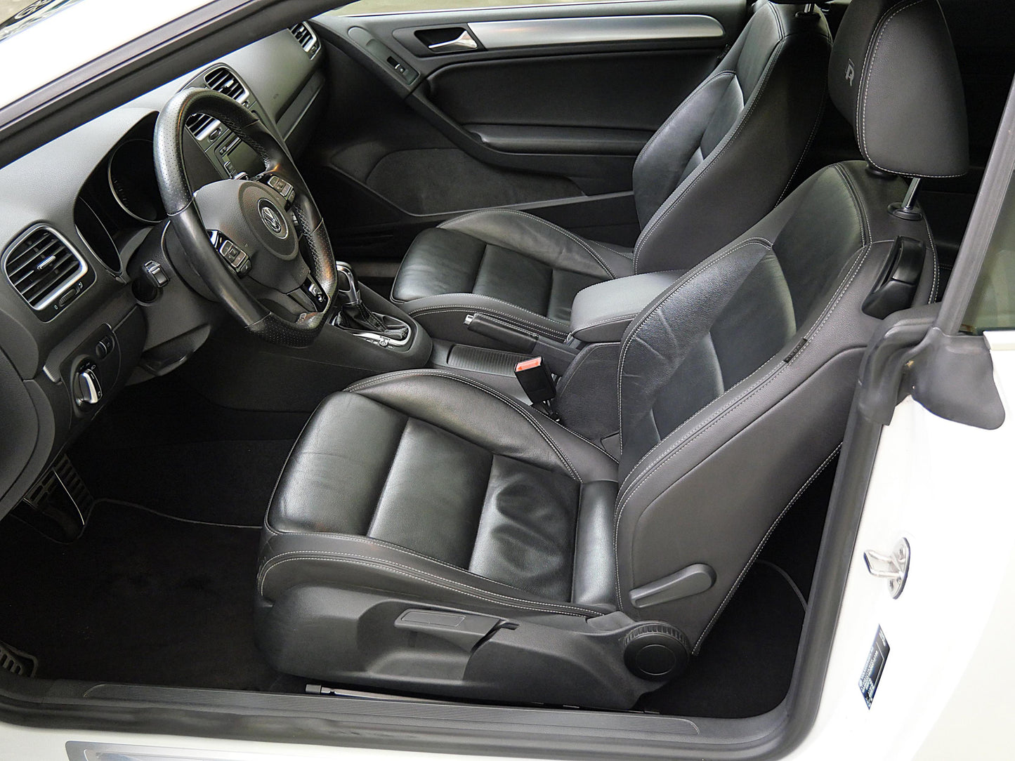 Volkswagen Golf 2.0 TSI 195 kW "R"
