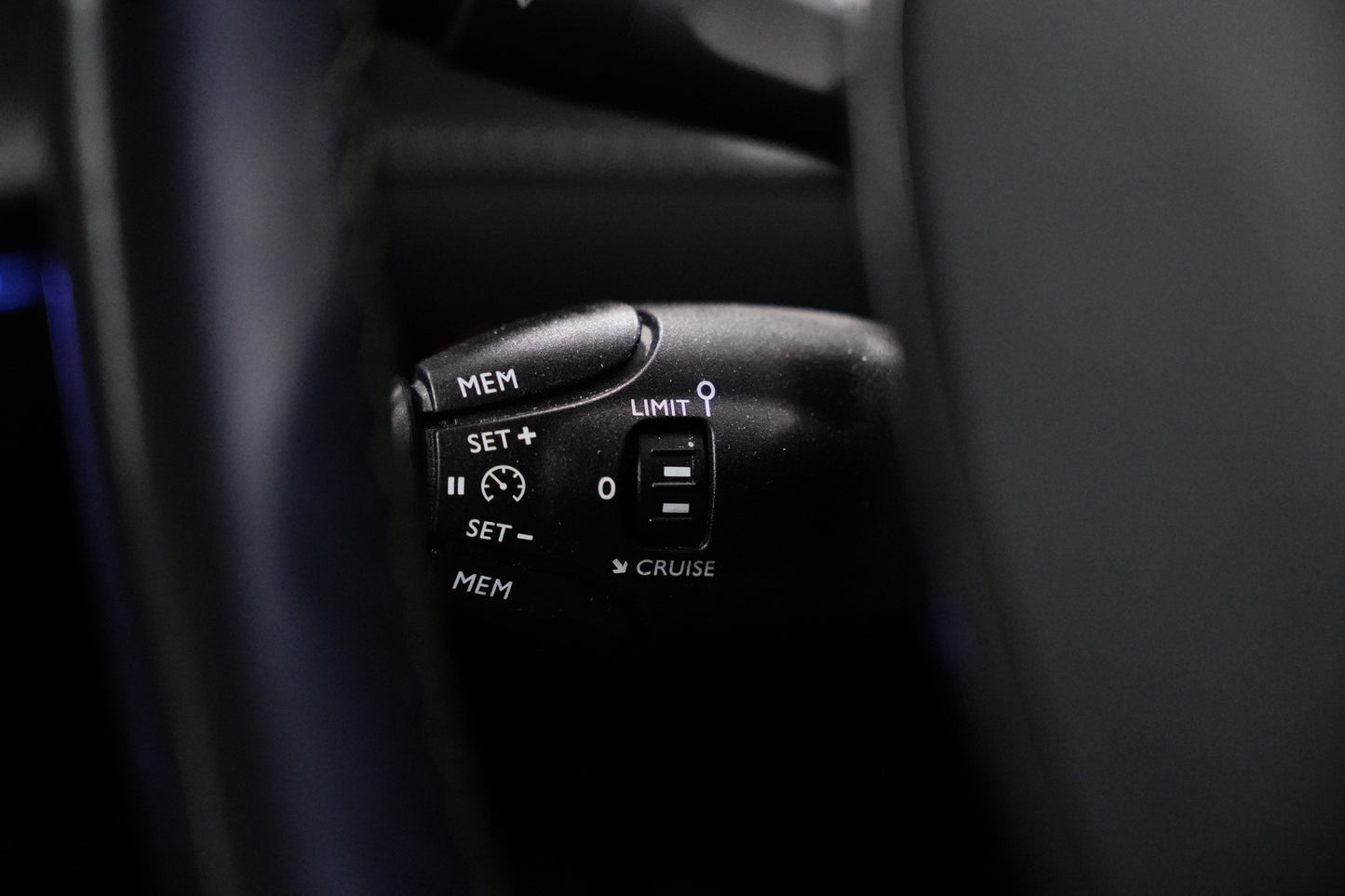 Peugeot 2008 1.2 PureTech 96 kW GT