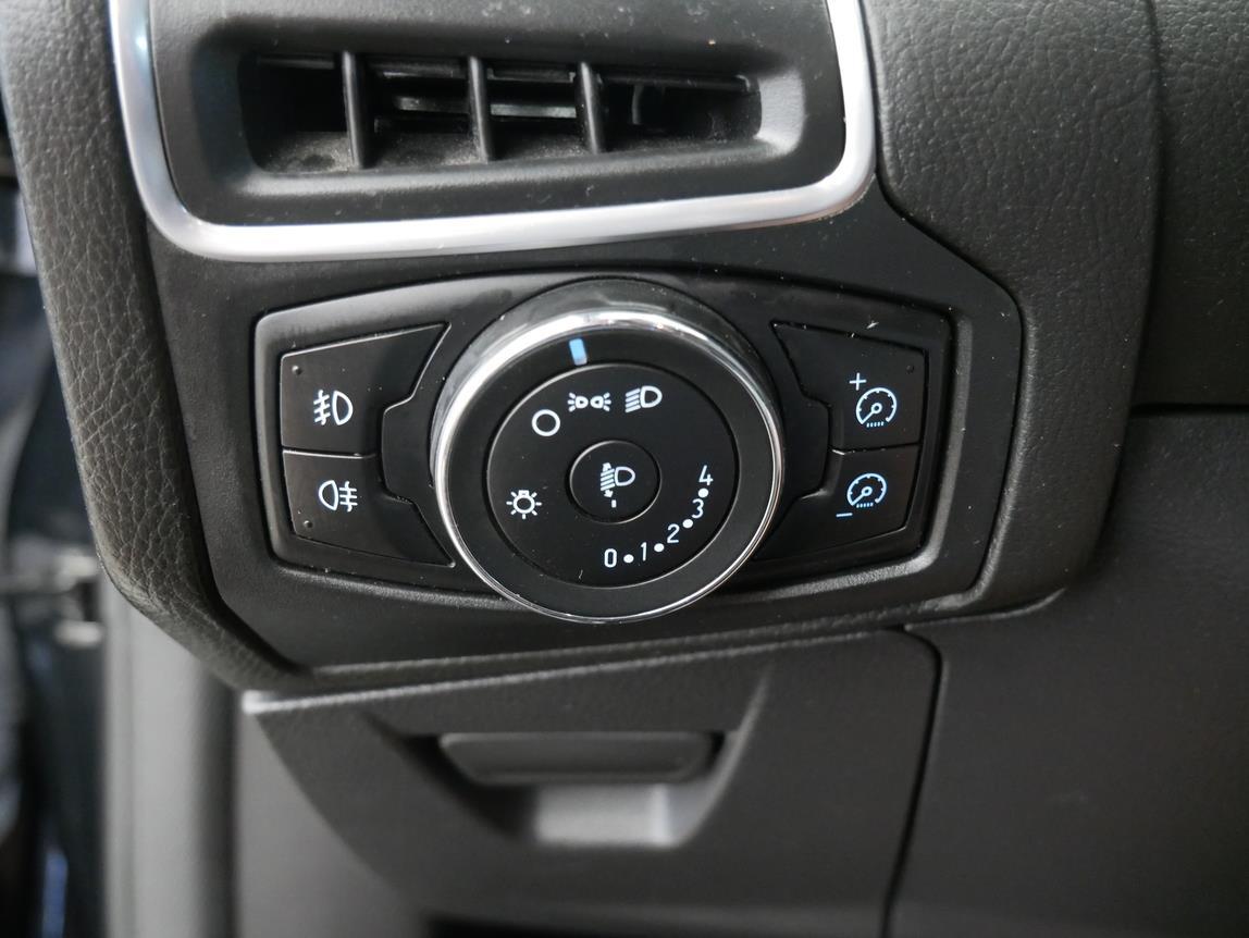 Ford Focus 1.0 EcoBoost Champions Edition