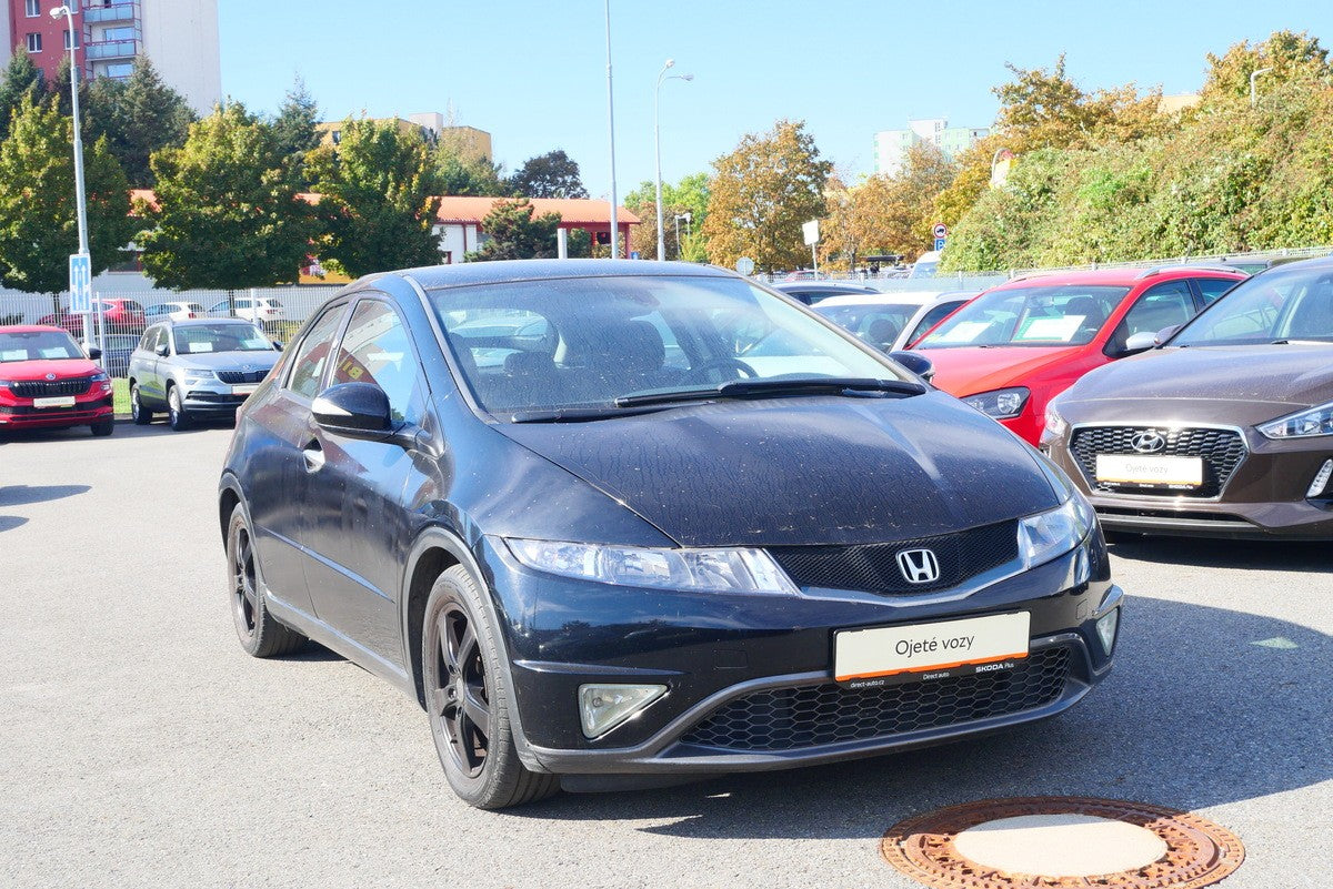 Honda Civic 1.8i 103 kW Sport – foto 3