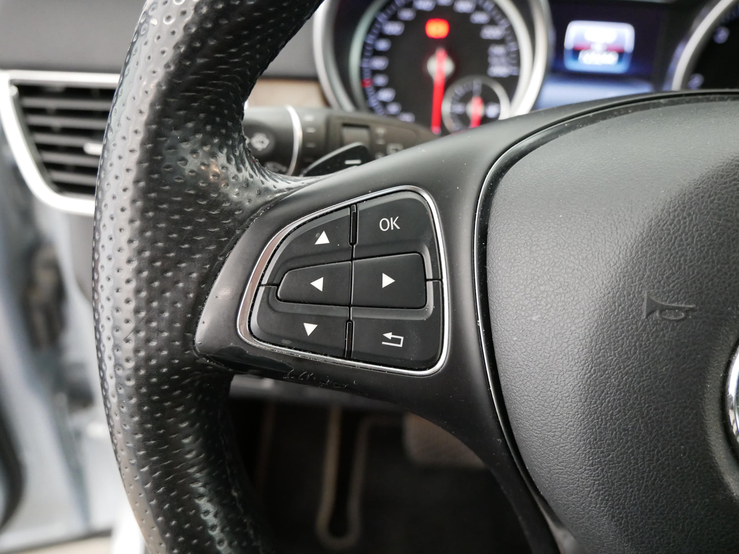 Mercedes-Benz GLE Mercedes-Benz GLE