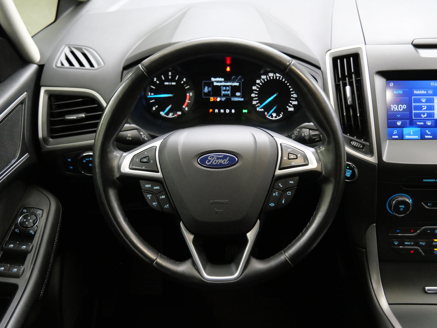 Ford S-MAX 2.0 TDCi 140 kW Trend