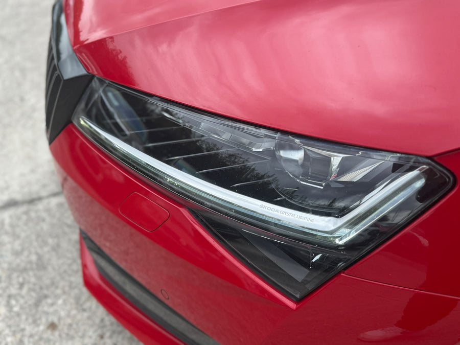 Škoda Superb 2.0TDI 140KW Sportline – foto 13