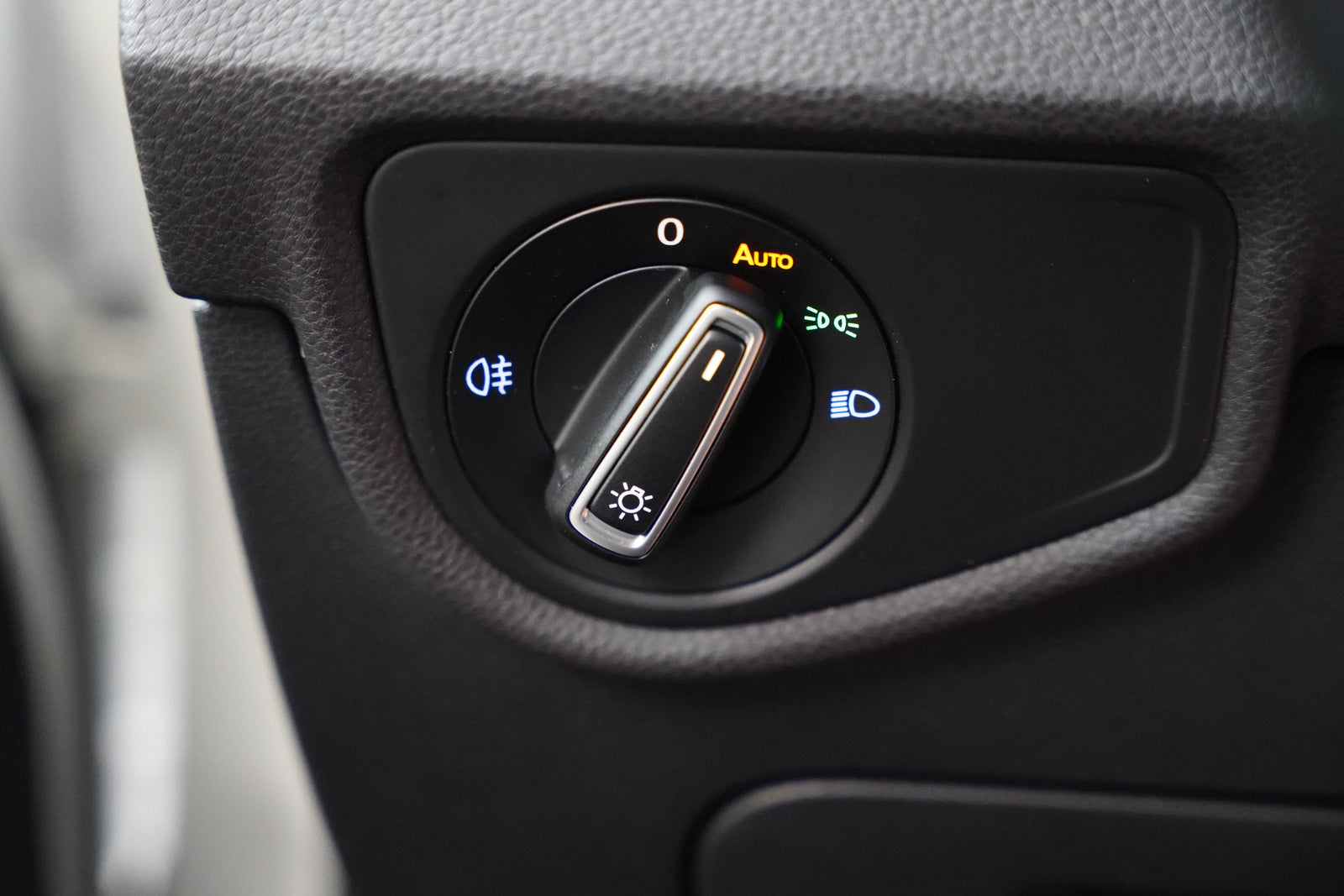 Volkswagen Touran 1.4 TDI 110 kW R-Line – foto 13