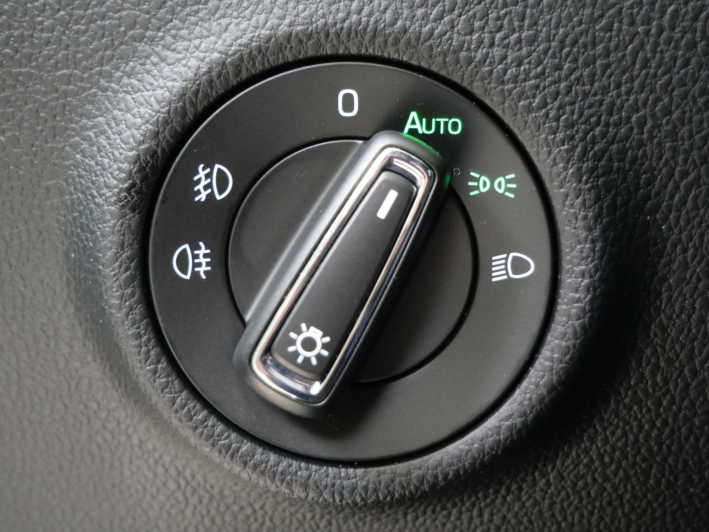 Škoda Superb 2.0 TDI 110 kW Sportline