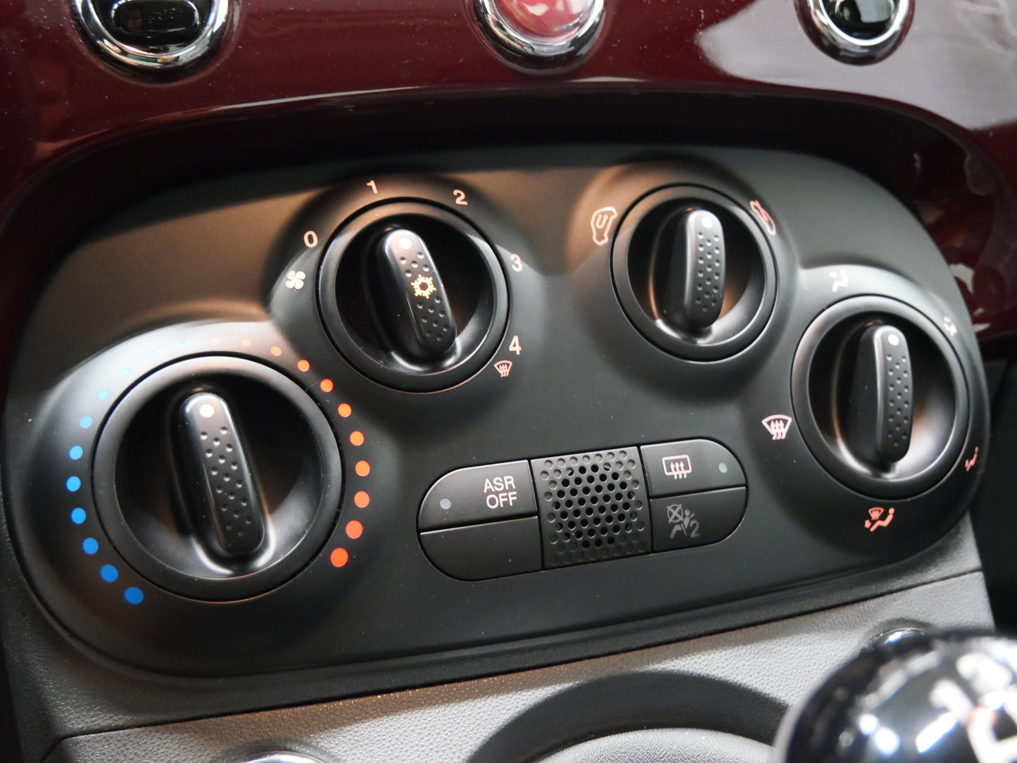 Fiat 500 1.3i 51 kW Lounge
