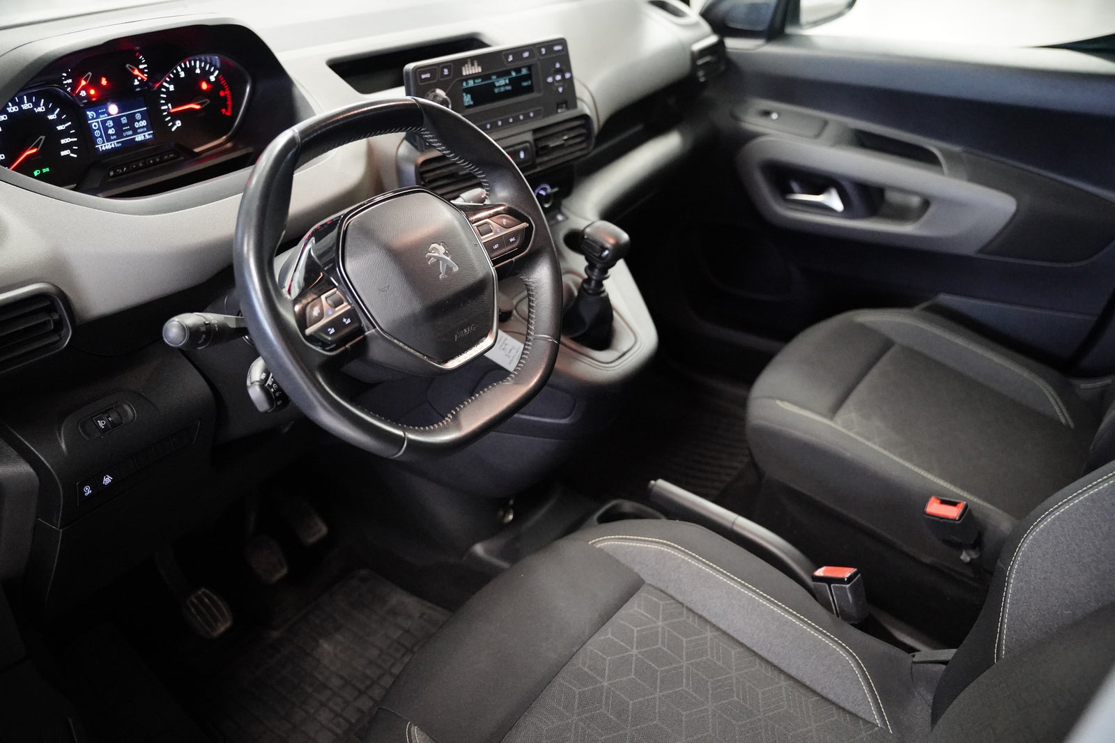 Peugeot Rifter 1.5 Blue-HDi 96 kW Active L1 – foto 13