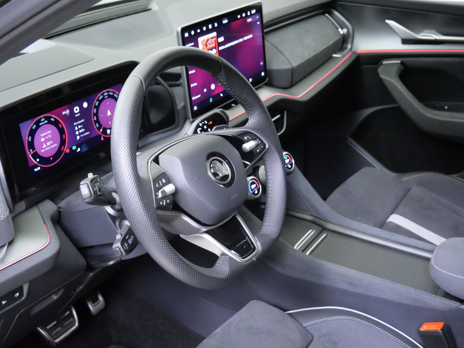 Škoda Kodiaq 2.0 TDI 142 kW 4x4 SportLine – foto 13