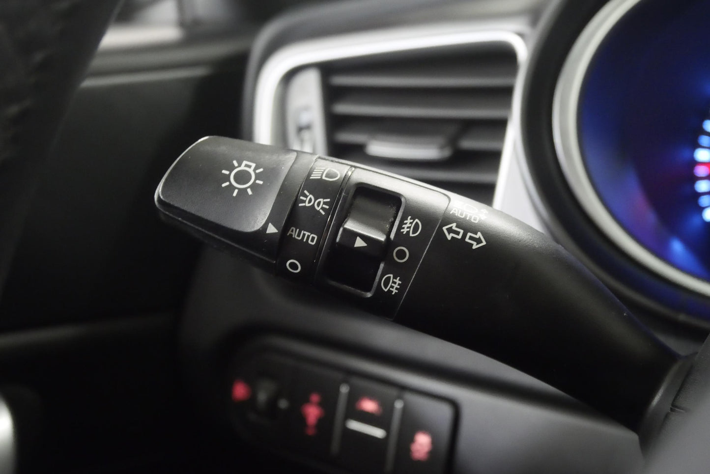 Kia Ceed 1.4 T-GDI 103 kW Exclusive