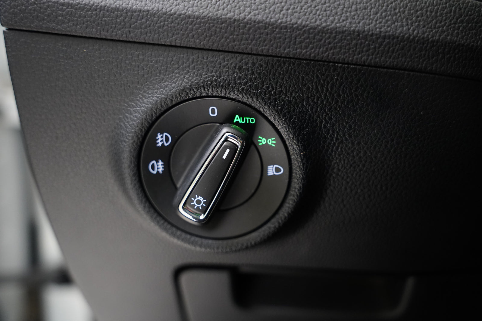Škoda Superb 2.0 TSI 140 kW Laurin & Klemen – foto 13