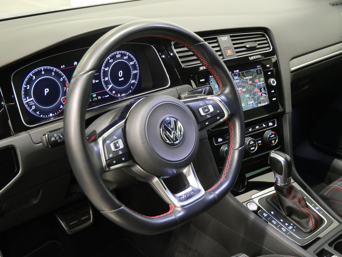 Volkswagen Golf 2.0 TSI 169 kW GTI