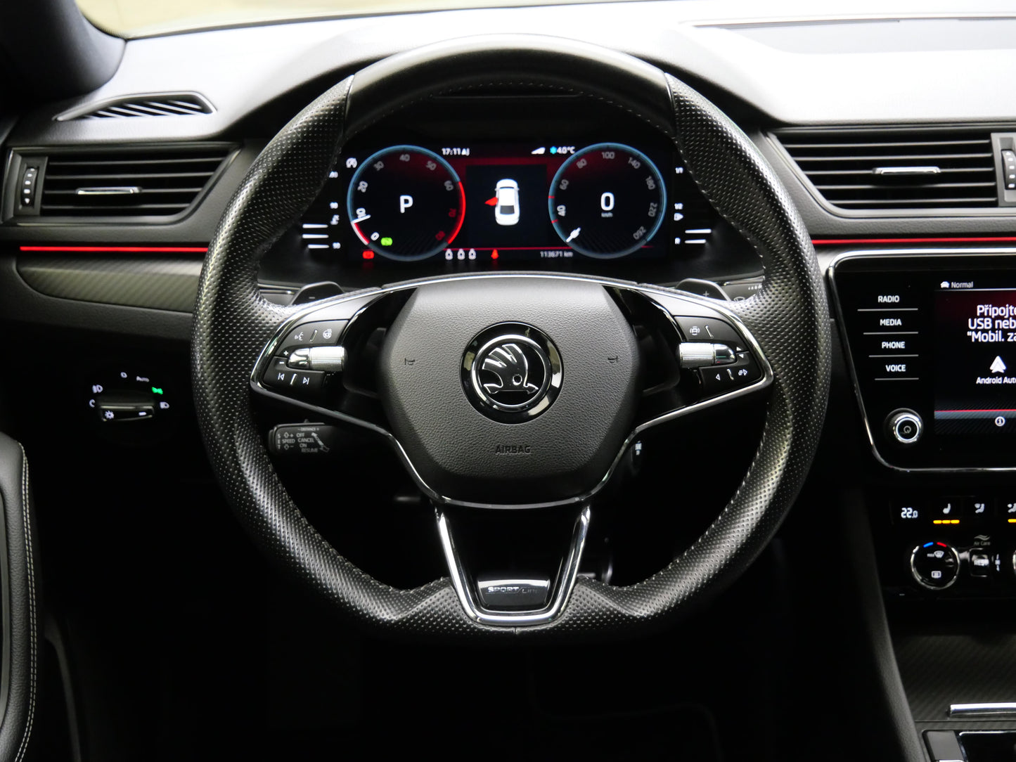 Škoda Superb 2.0 TSI 140 kW SportLine