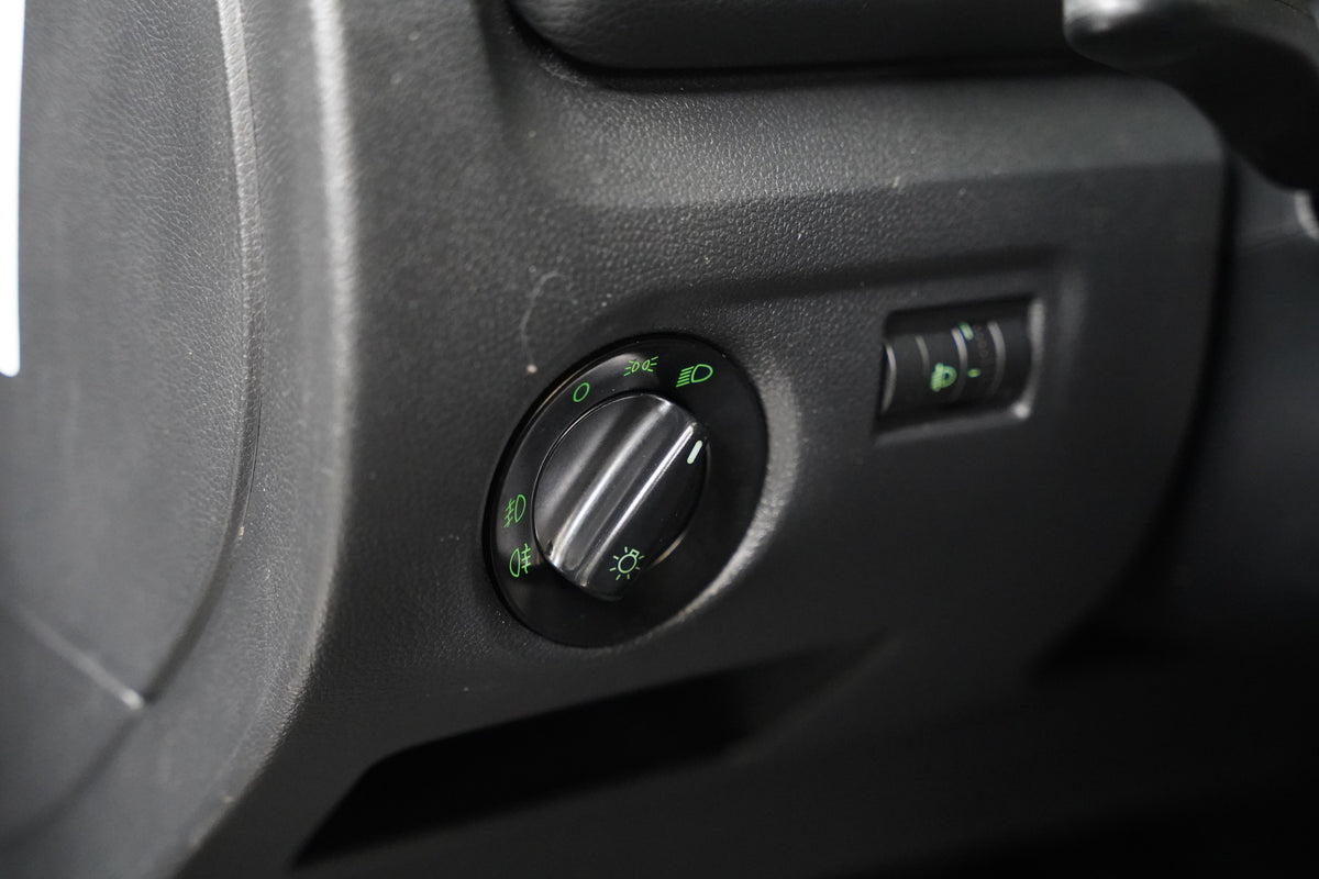 Škoda Fabia 1.2 HTP 44 kW – foto 13
