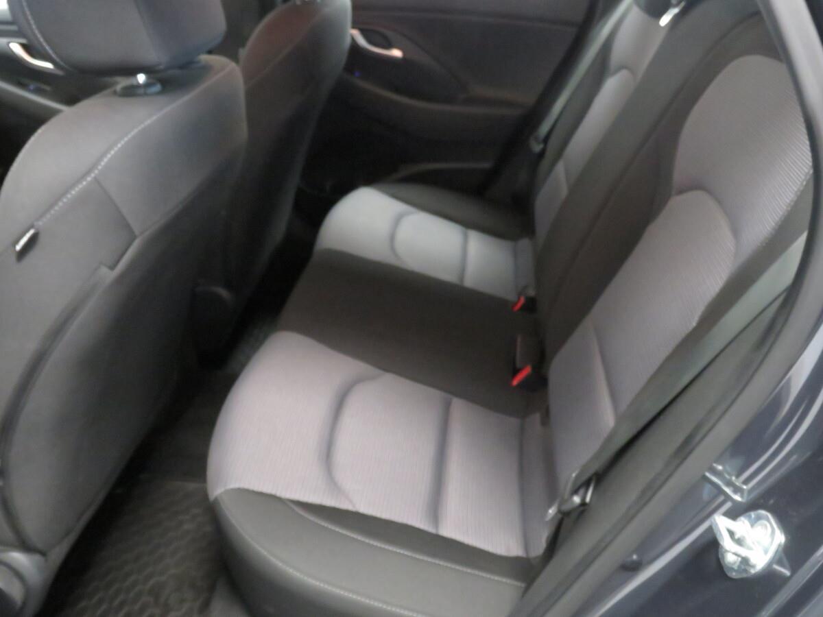 Hyundai i30 1.0 T-GDI 88 kW Family Comfort