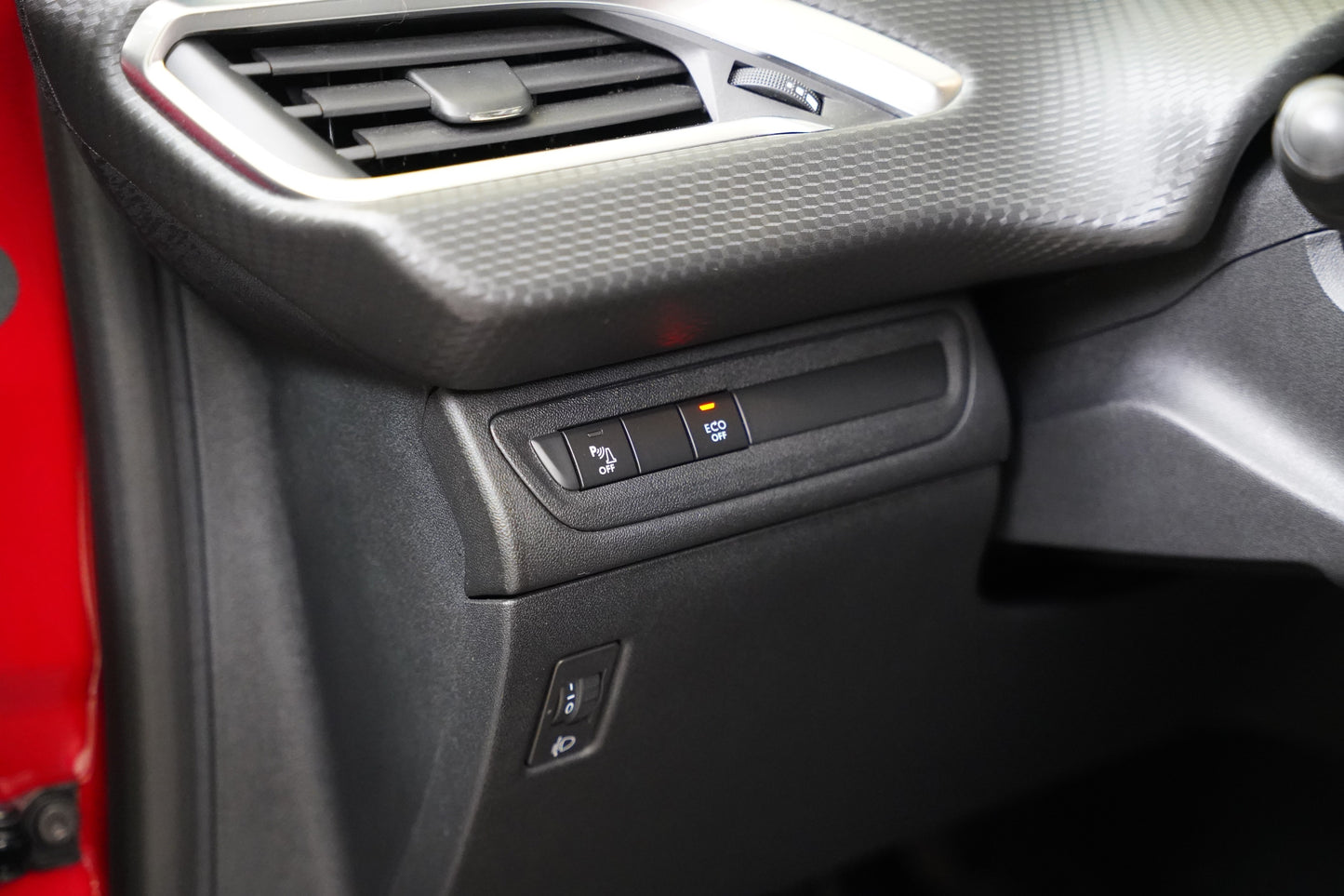 Peugeot 2008 1.2 PureTech 61 kW