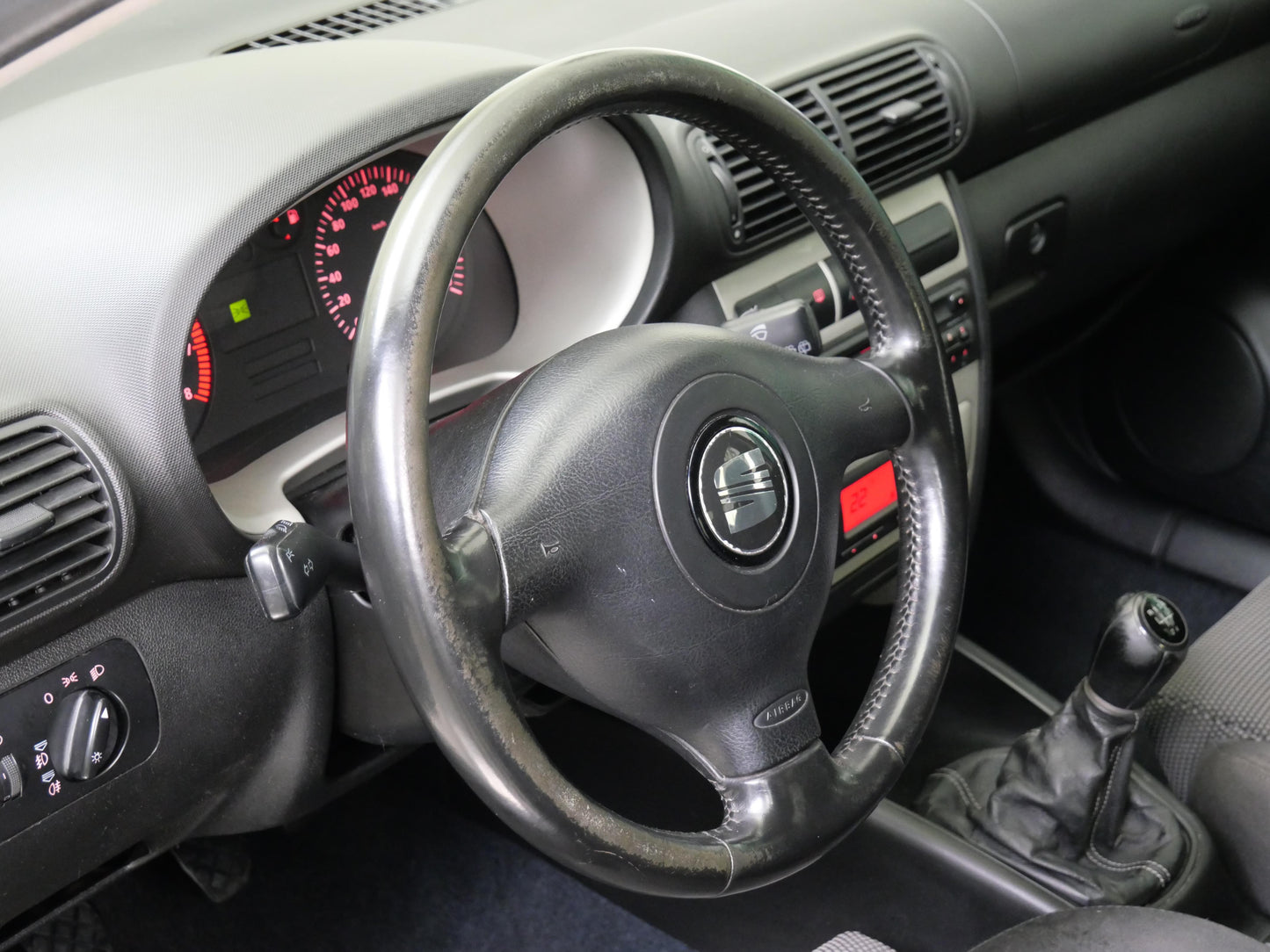 Seat Leon 1.6 MPI 77 kW Stella